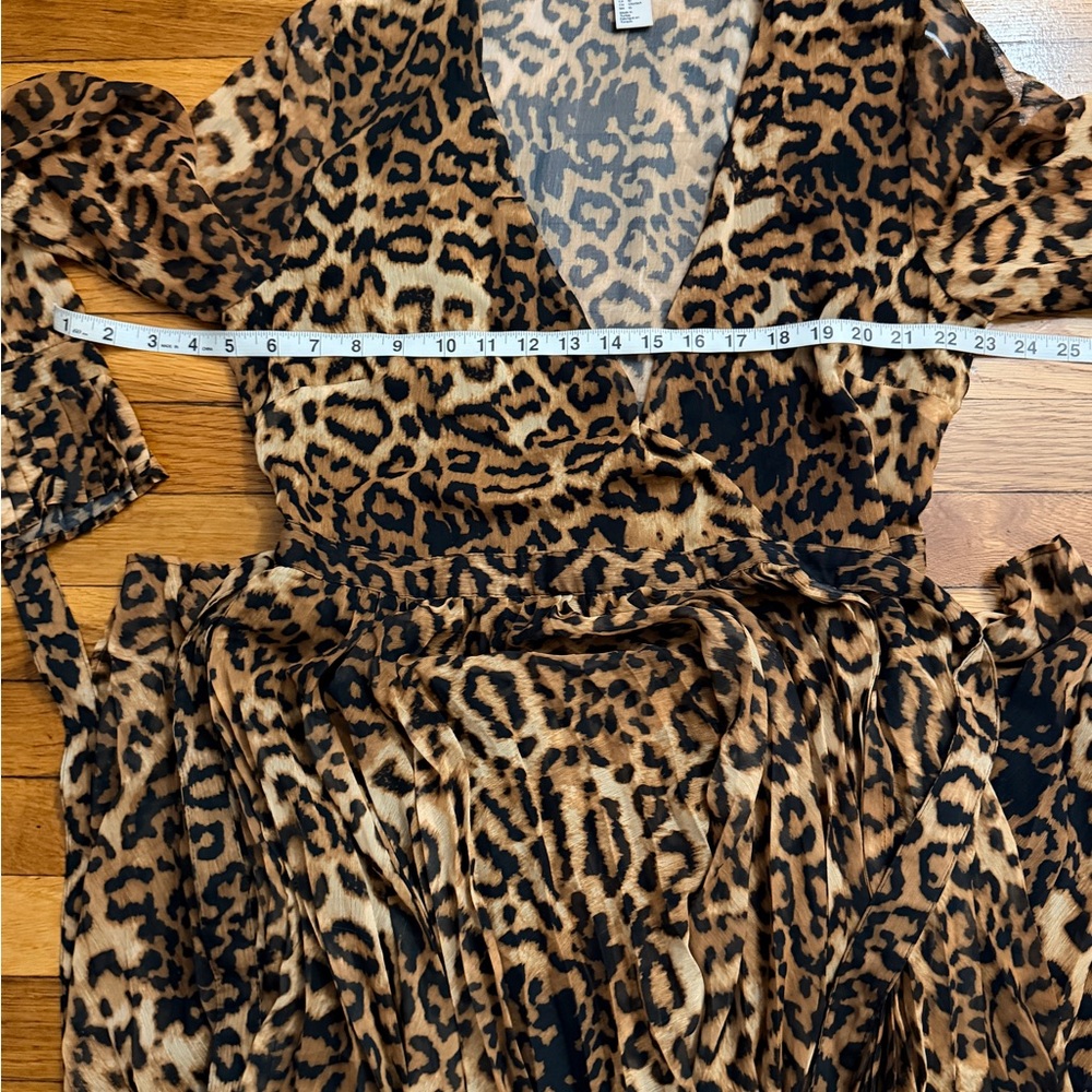 🐆 H&M Leopard Print Wrap Midi Dress – US 10 - Picture 8 of 9